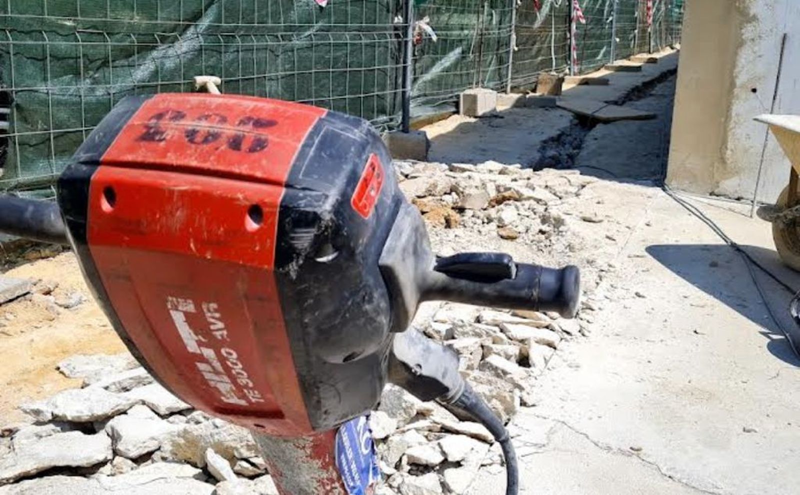 Obras de canalización de fibra óptica en Valverde