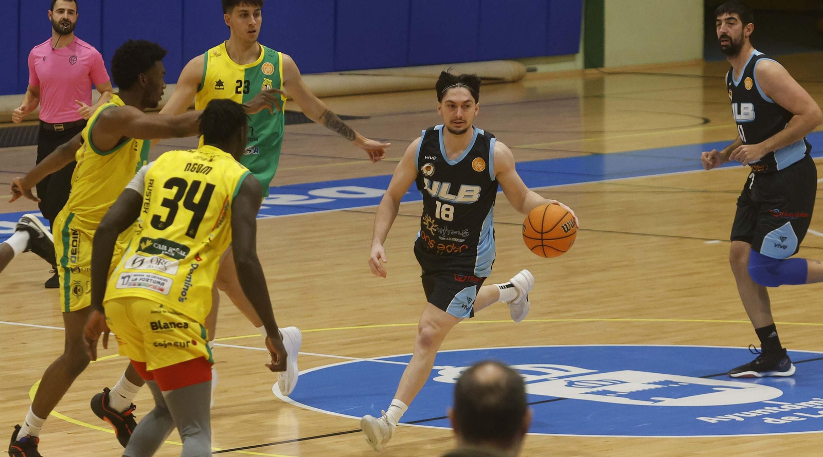 Las fotos del ULB - Jaén FS de la Tercera FEB