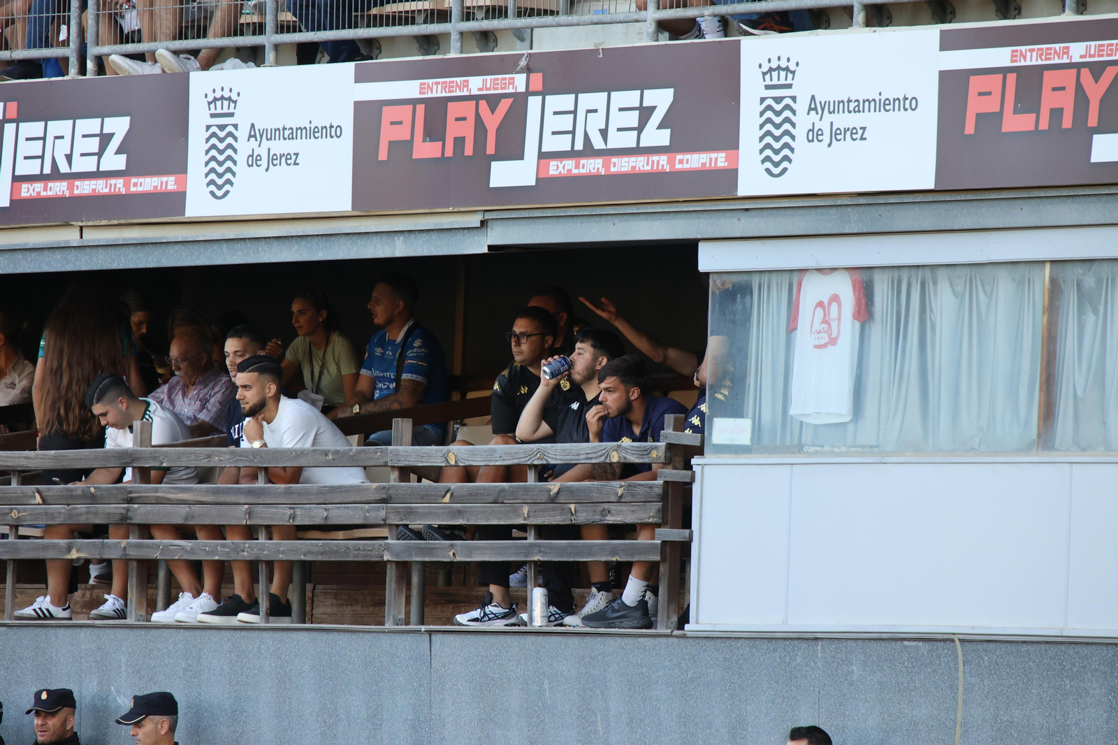 Búscate en el partido entre el Xerez DFC y Ceuta B en Chapín