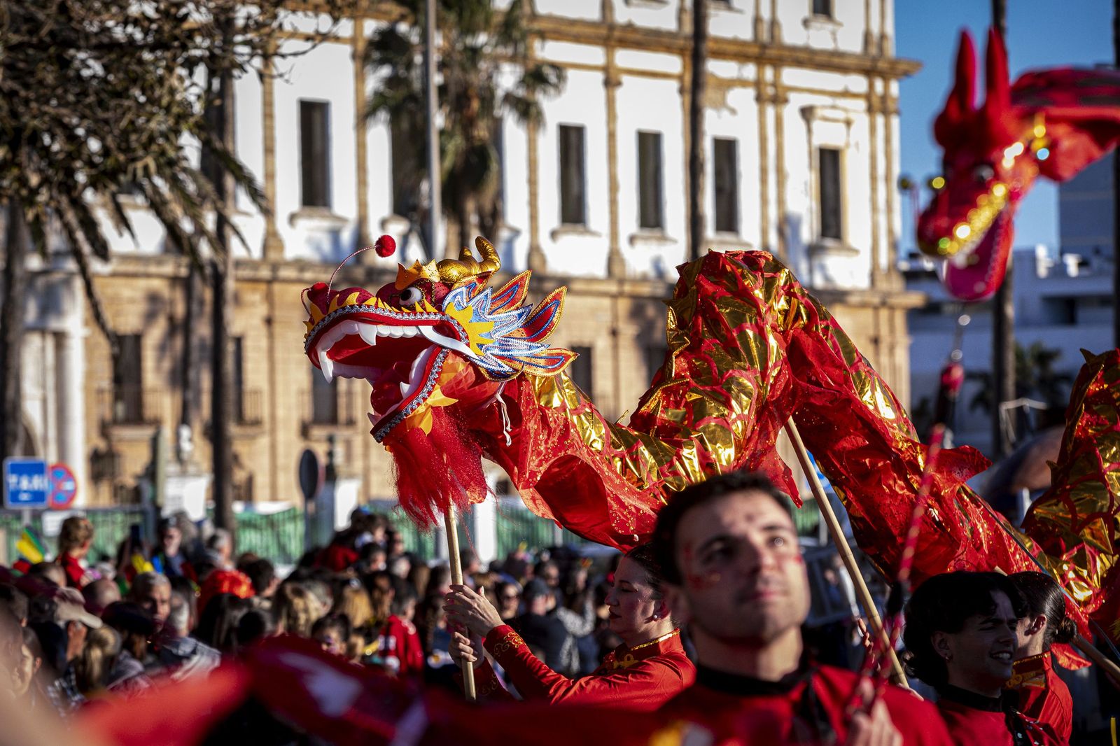 Las mejores imágenes de la Cabalgata del Humor del Carnaval de Cádiz 2026