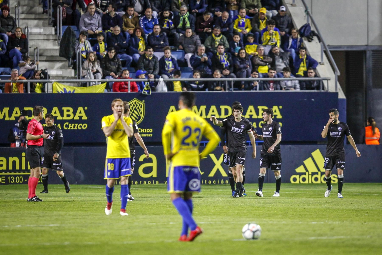 Las imágenes del Cádiz-Huesca