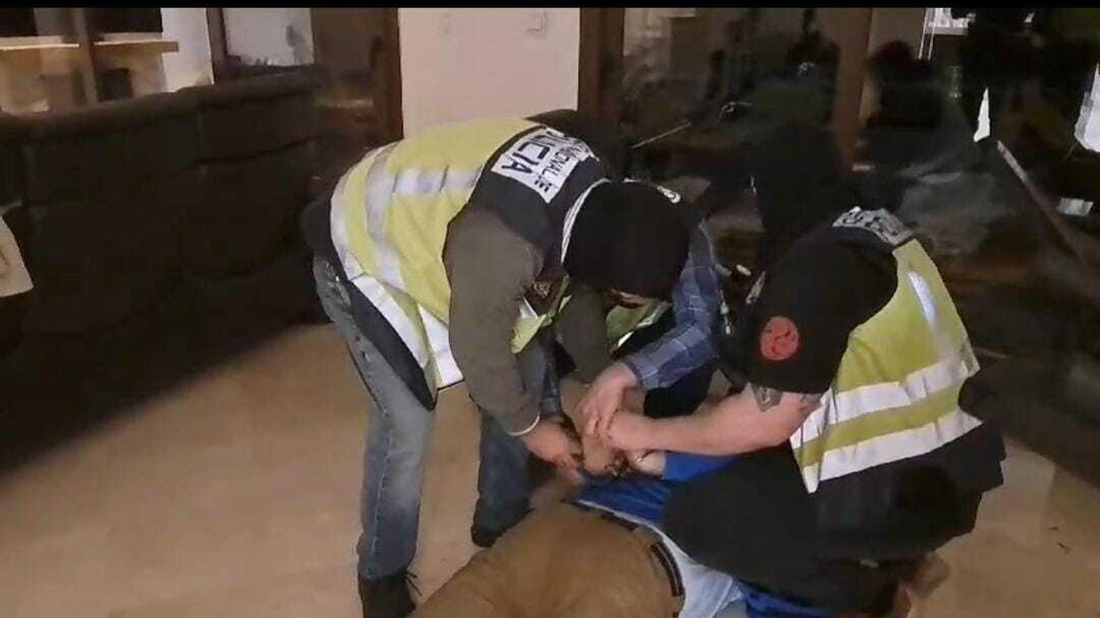 Detención del técnico de seguridad que supuestamente robó 110.000 euros. Detención del técnico de seguridad que supuestamente robó 110.000 euros.