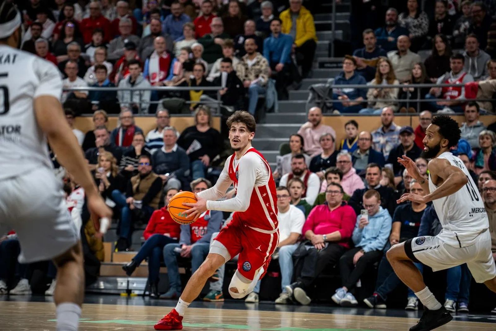 BCL: El Chalon vence al Wurzburg en el grupo del Unicaja