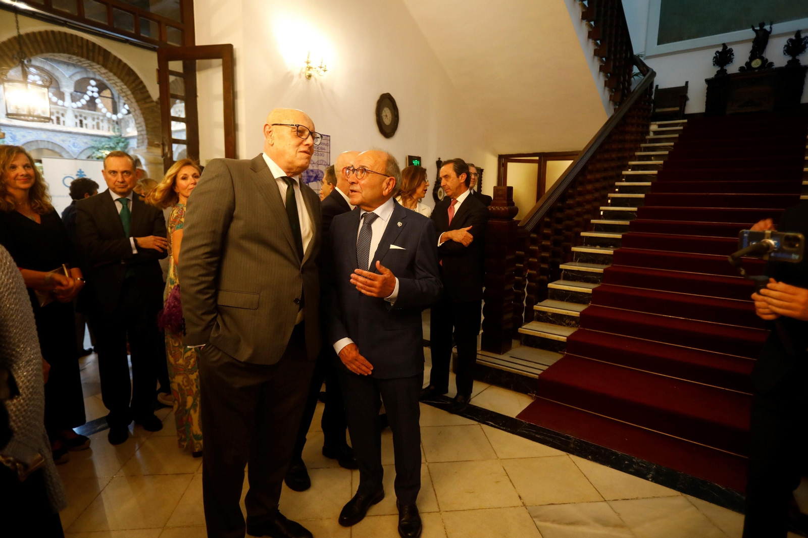 La VI Cena Solidaria del Hermano Bonifacio en Córdoba, en imágenes