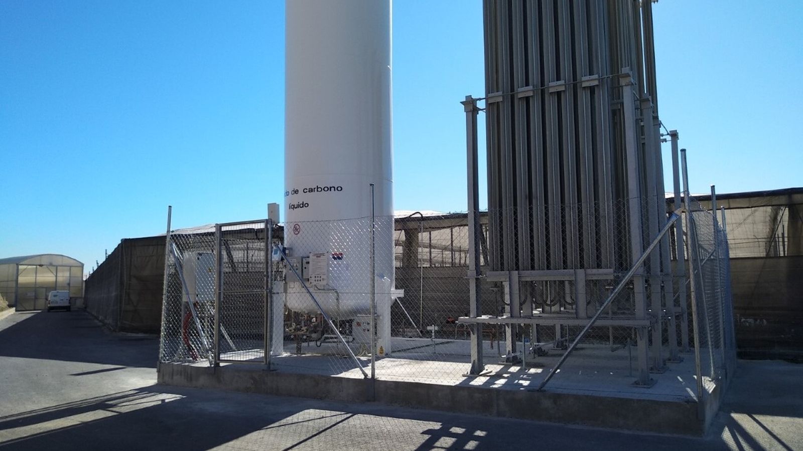 Instalación de CO2 licuado para  invernadero