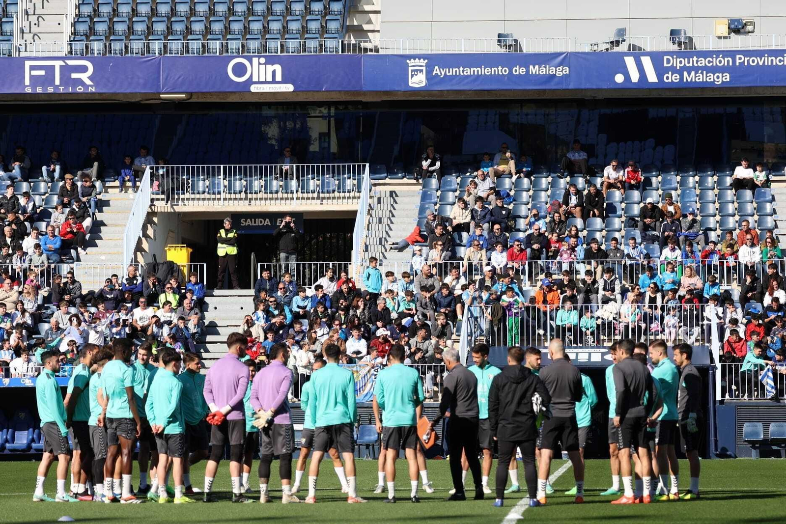 Búscate en las fotos del entrenamiento del Málaga abierto a la afición