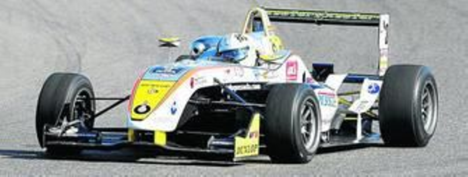 Pedro Quesada, con el coche del equipo Drivex en la prueba del pasado fin de semana en Jerez.