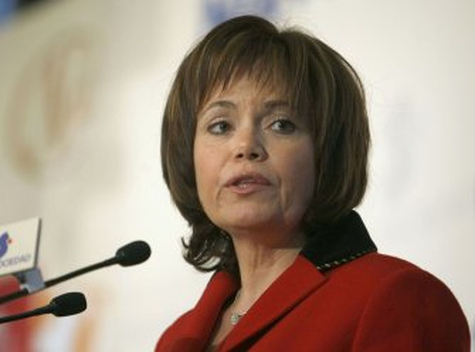 "La sociedad tiene derecho a criticar las sentencias y decisiones judiciales"