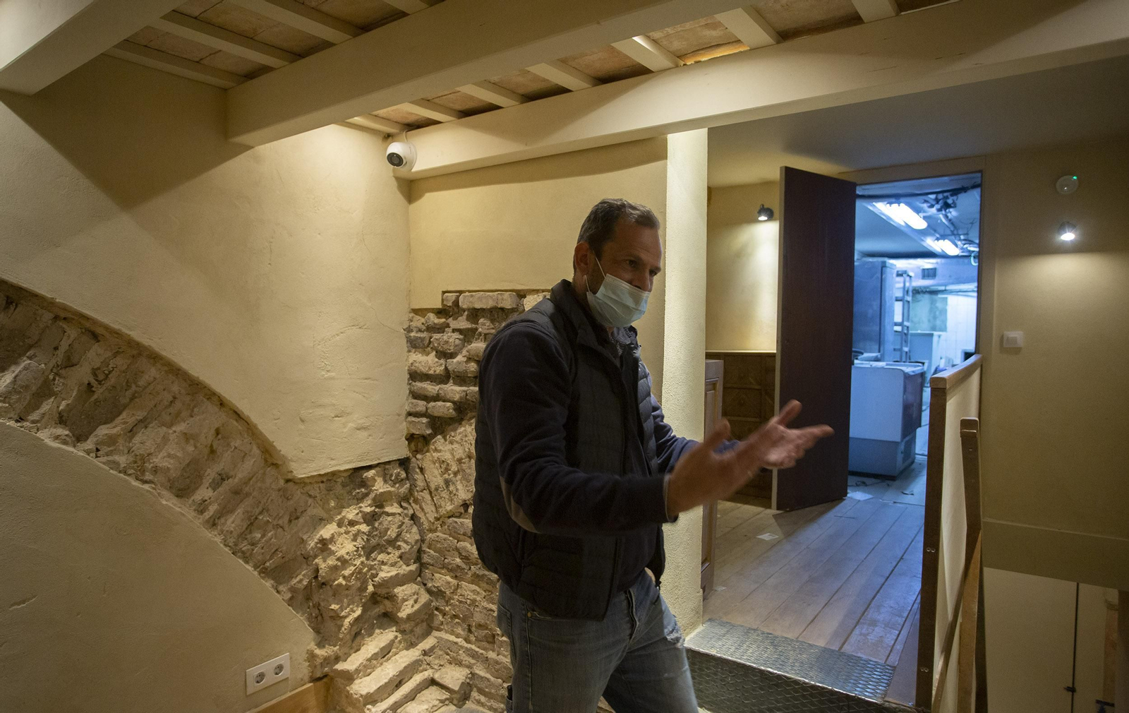 Los baños árabes del bar Giralda, en imágenes