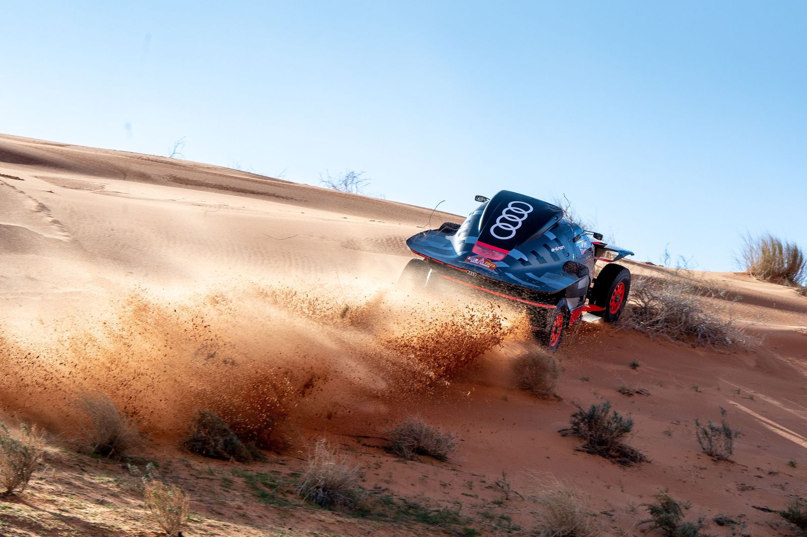 El Audi de Carlos Sainz en la cuarta etapa del Dakar