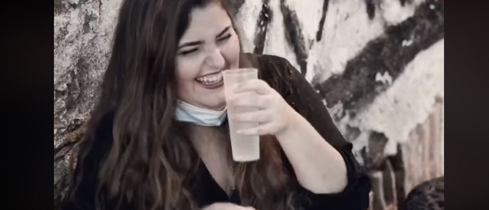 "Hoy toca botellón": El vídeo del Ayuntamiento de Motril para prevenir el coronavirus entre los jóvenes