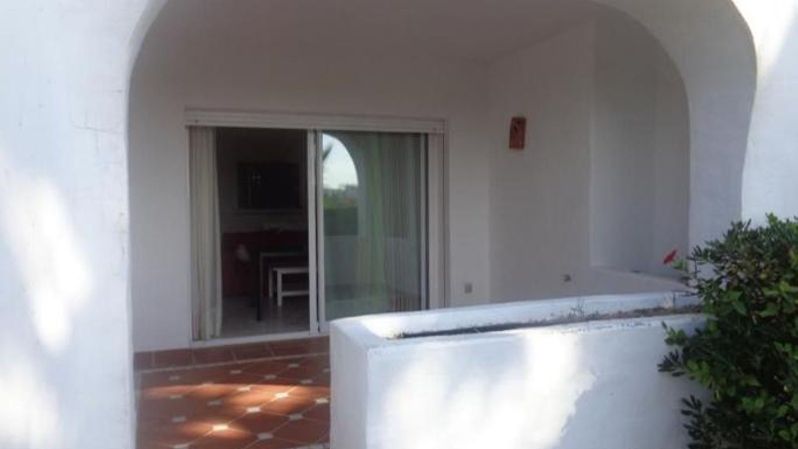 Acceso al piso de la urbanización más atractiva y exclusiva de Costa Ballena