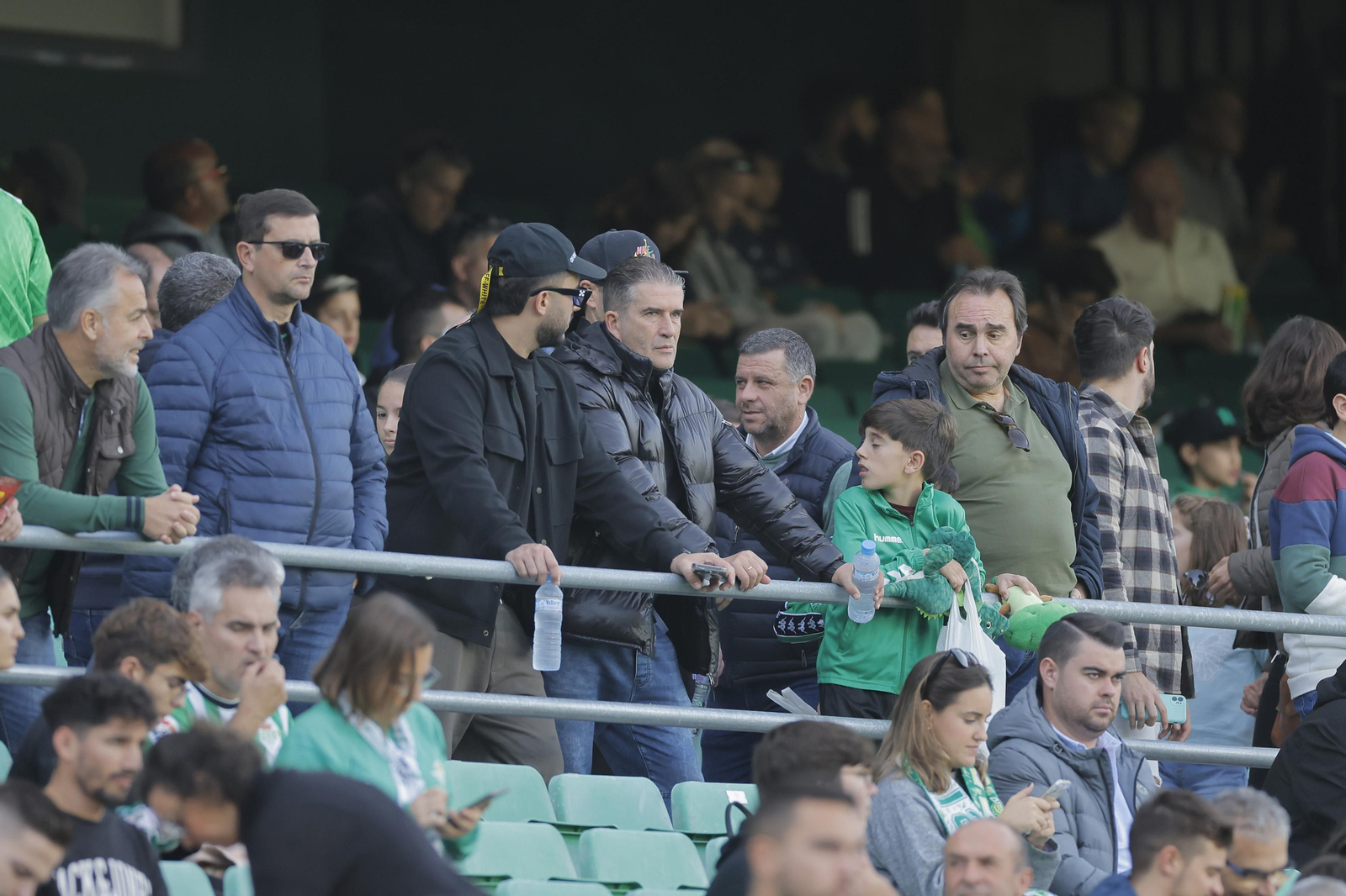 Búscate en las fotos del Betis-Real Madrid
