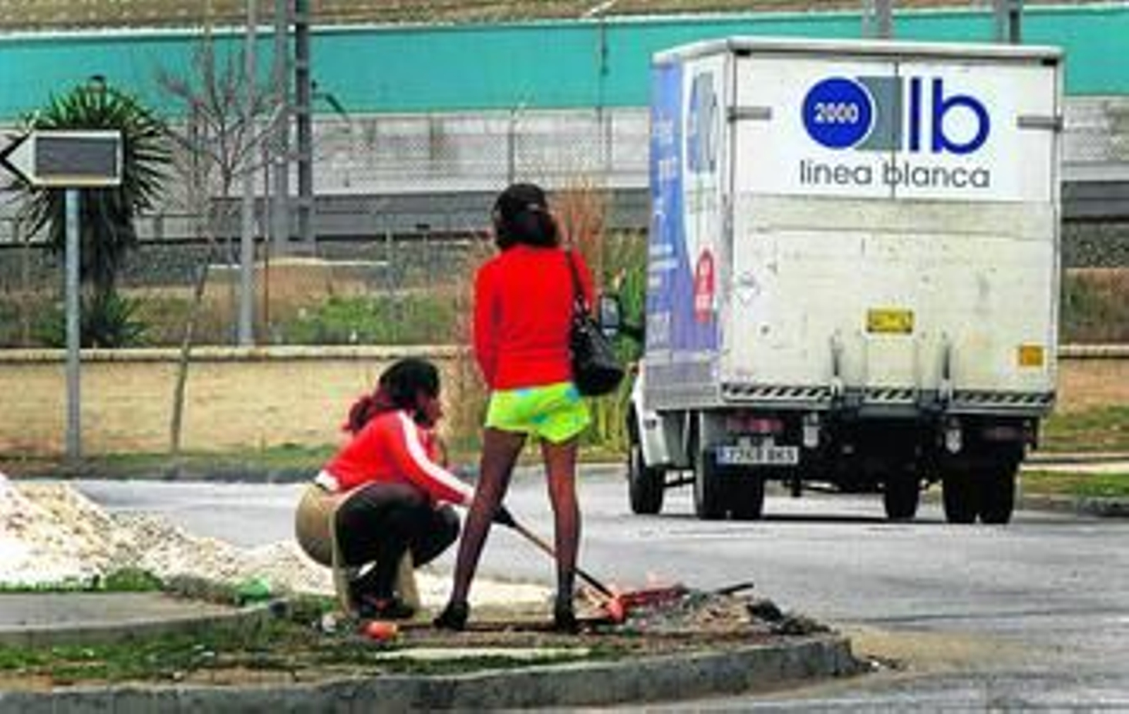 Muchas de las trabajadoras del sexo han optado por irse a los polígonos; el trabajo en domicilios particulares también ha aumentado.