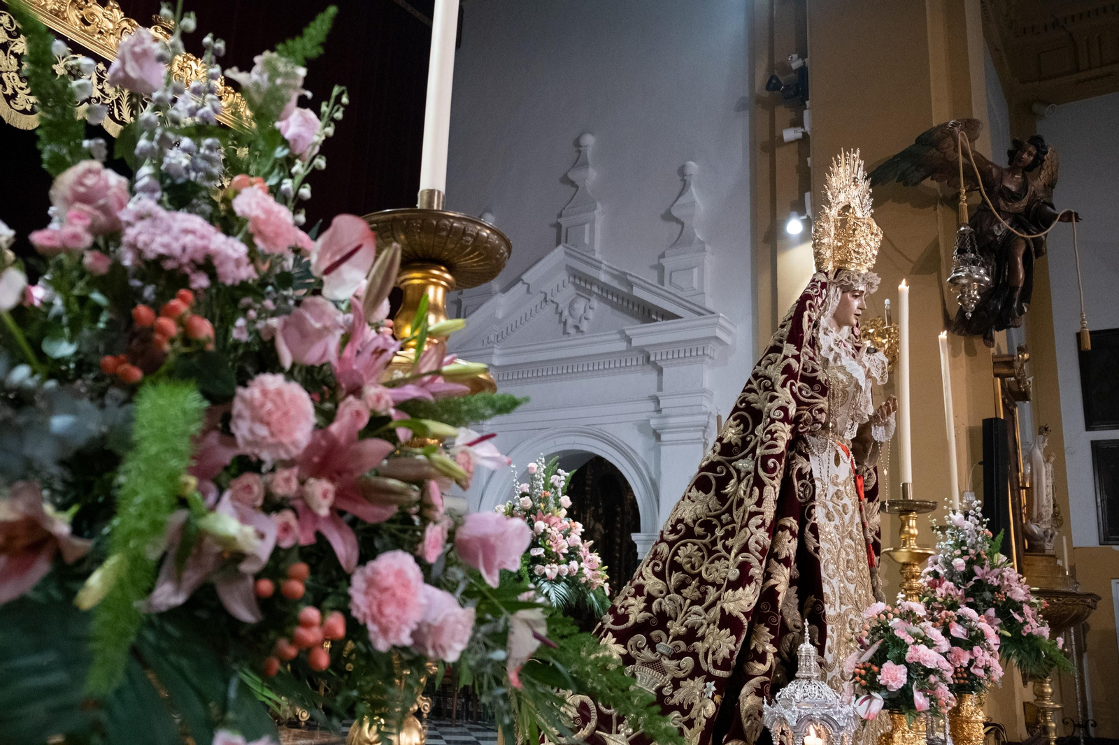 El besamanos a la Virgen de Refugio de San Bernardo, en imágenes