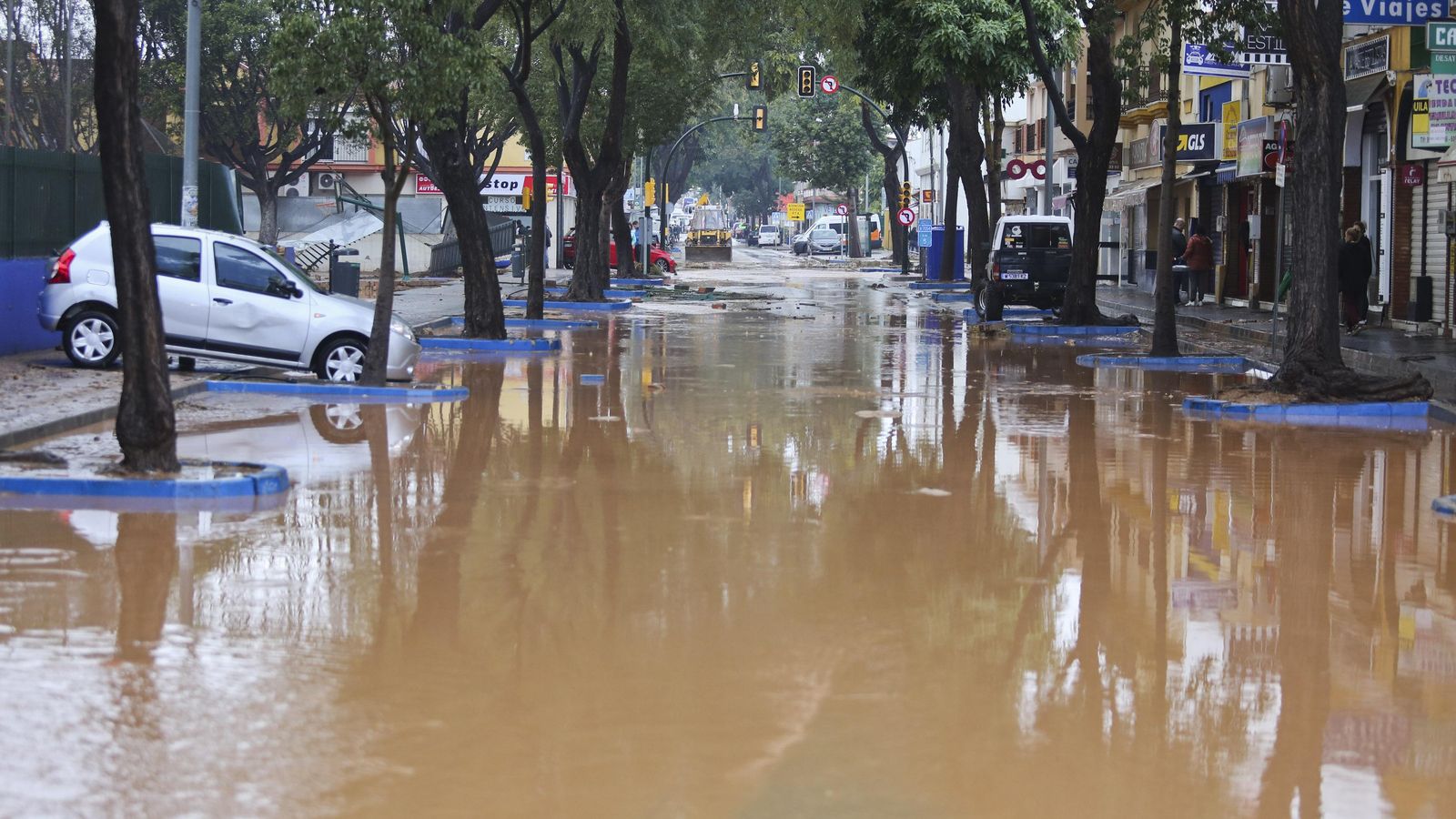 Campanillas inundada por el desbordamiento del río