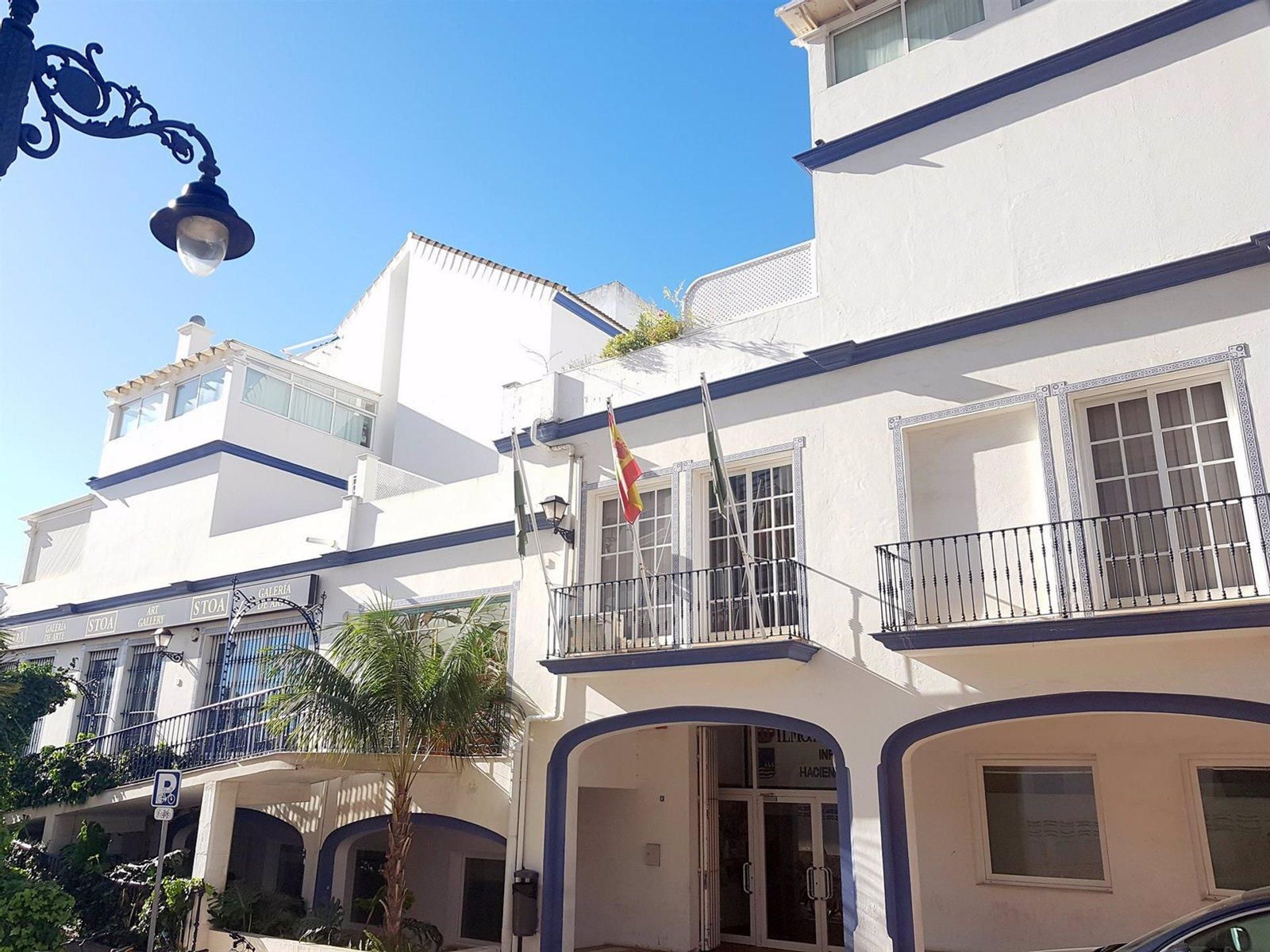 El ayuntamiento de Estepona. El ayuntamiento de Estepona.
