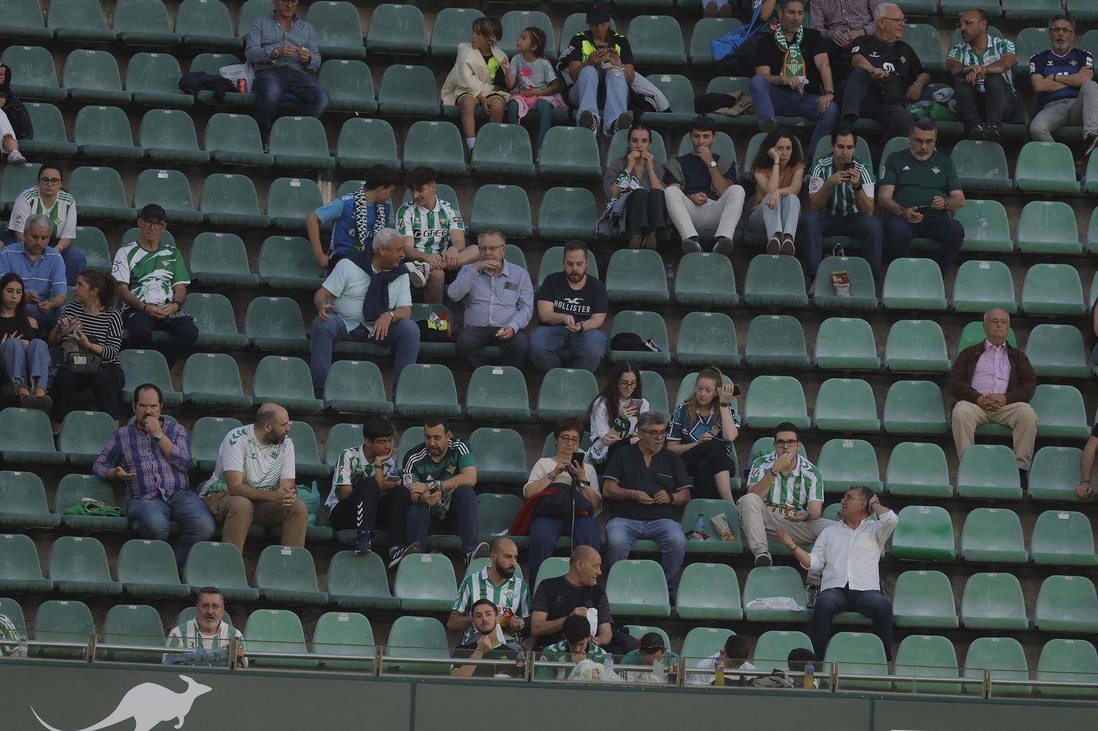 Búscate en las fotos del Betis - Valladolid