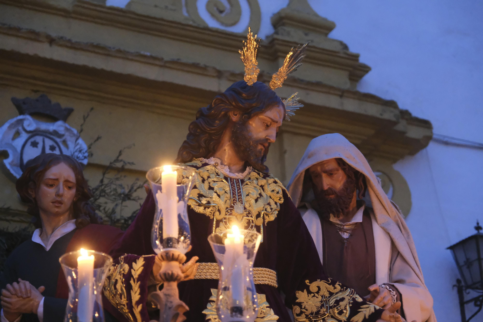 El Señor de la Salud, durante la salida procesional de 2023.
