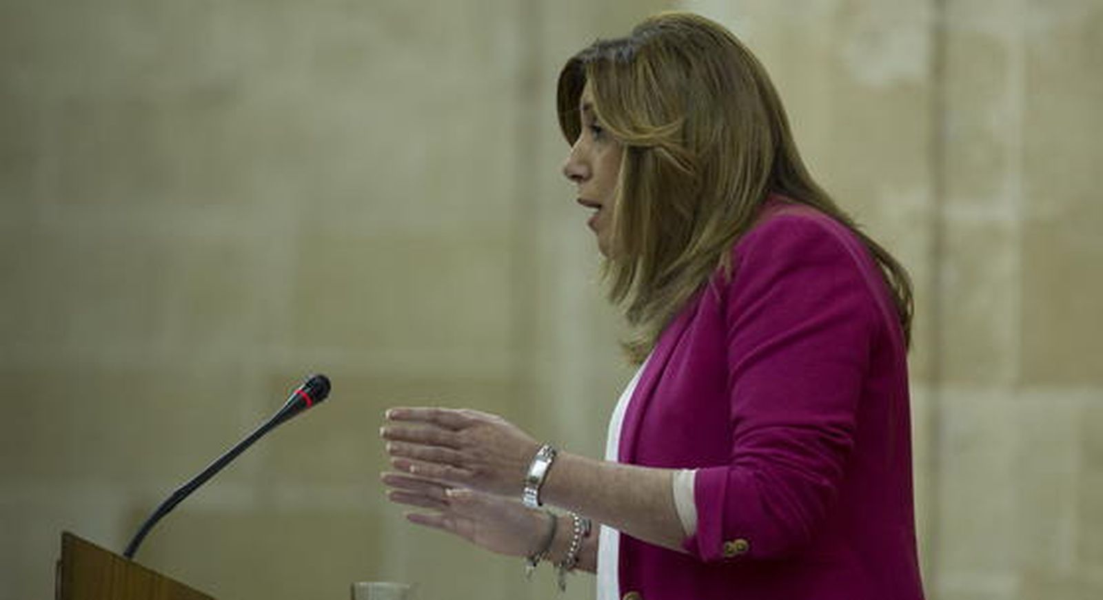 Díaz garantizará tiempos de pago en salud, educación y servicios sociales