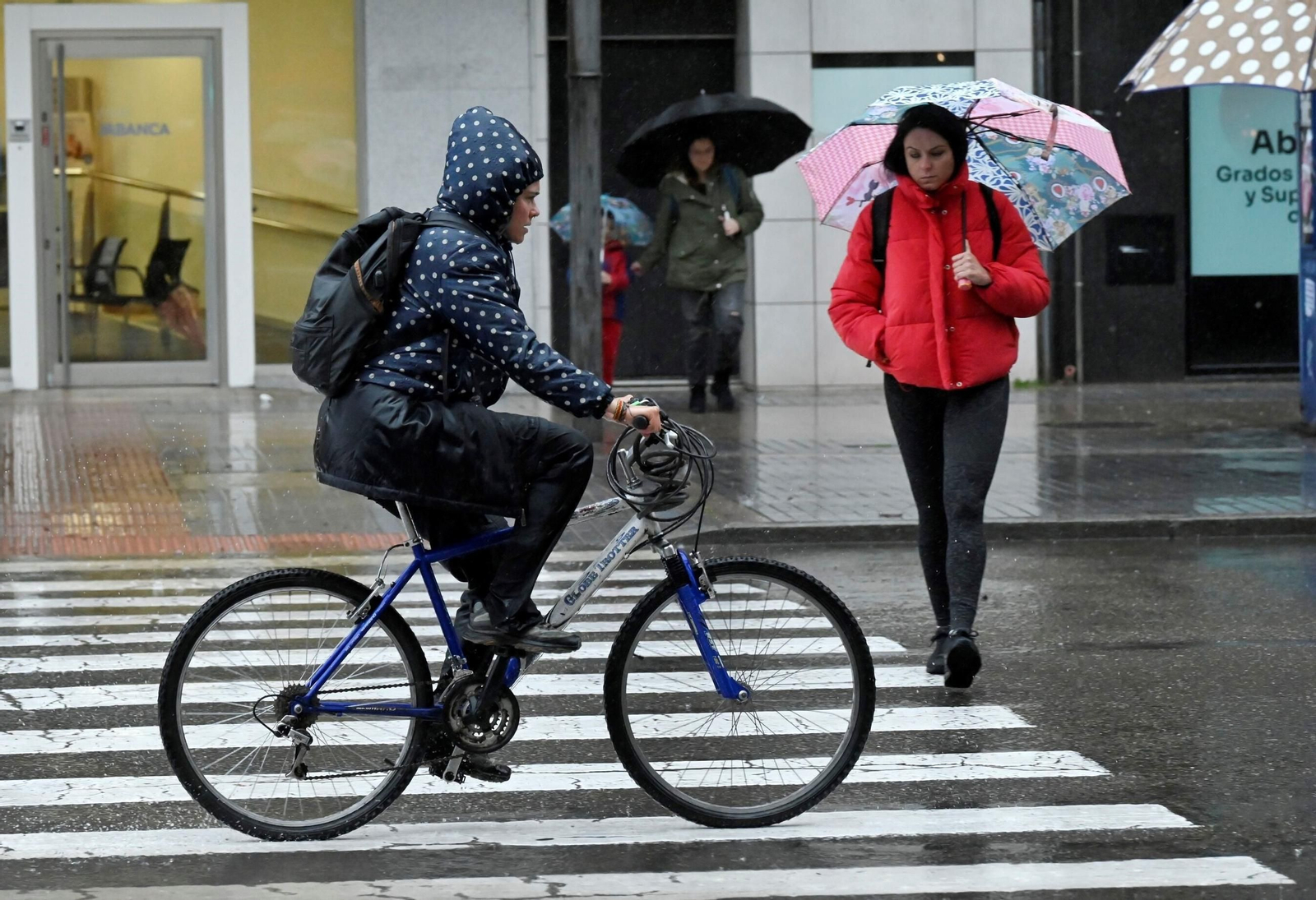 El fuerte paso de la borrasca Jana por Córdoba, en imágenes