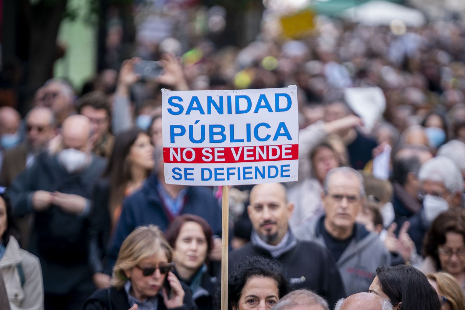 Solo 22 profesionales secundan la huelga de la sanidad en Granada