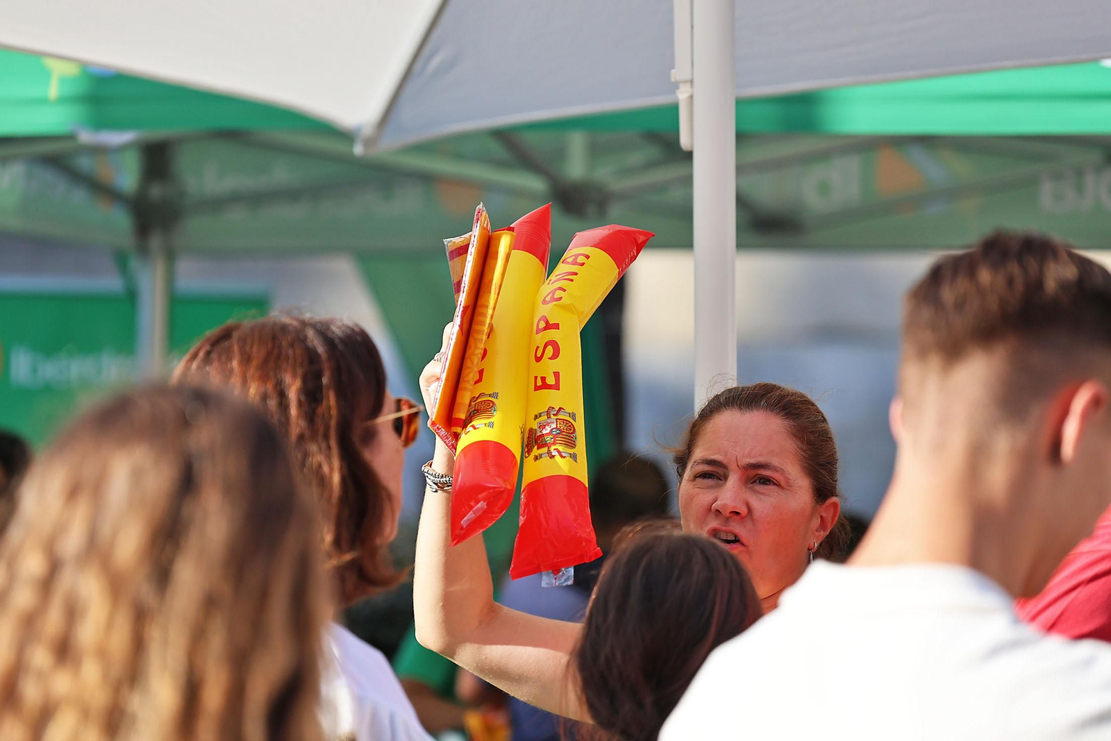 Imágenes de la Fan zone en Huelva de la Final de la Eurocopa entre Inglaterra y España Imágenes de la Fan zone en Huelva de la Final de la Eurocopa entre Inglaterra y España