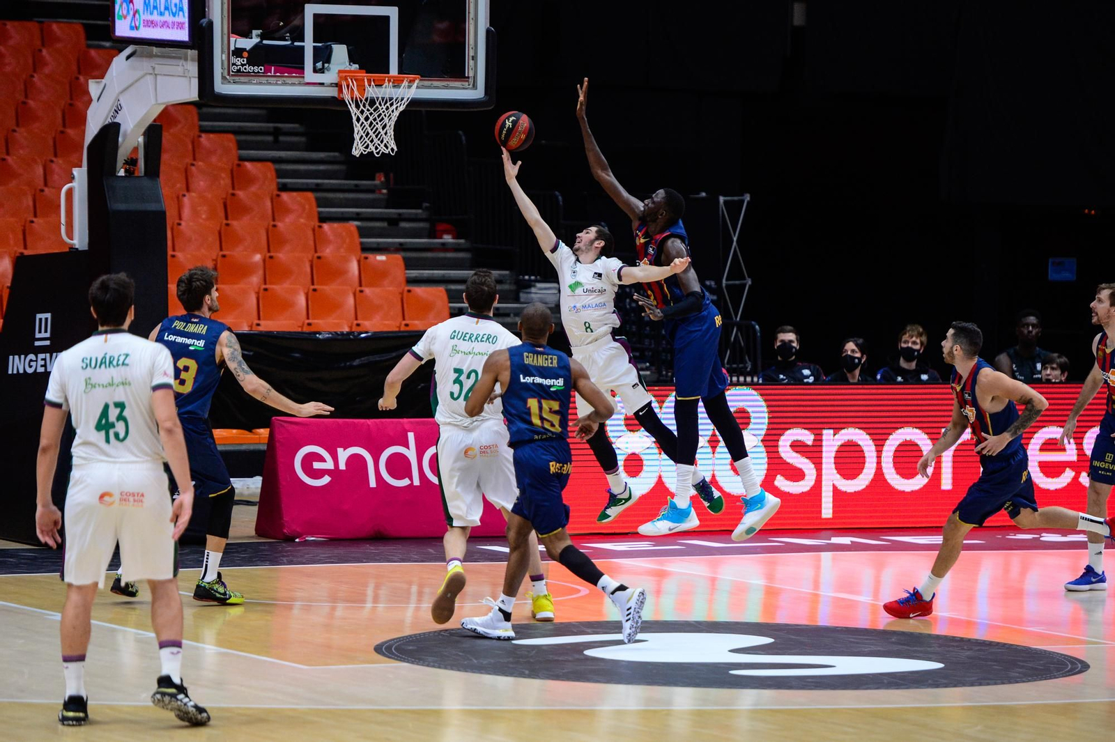 El Baskonia-Unicaja, en fotos