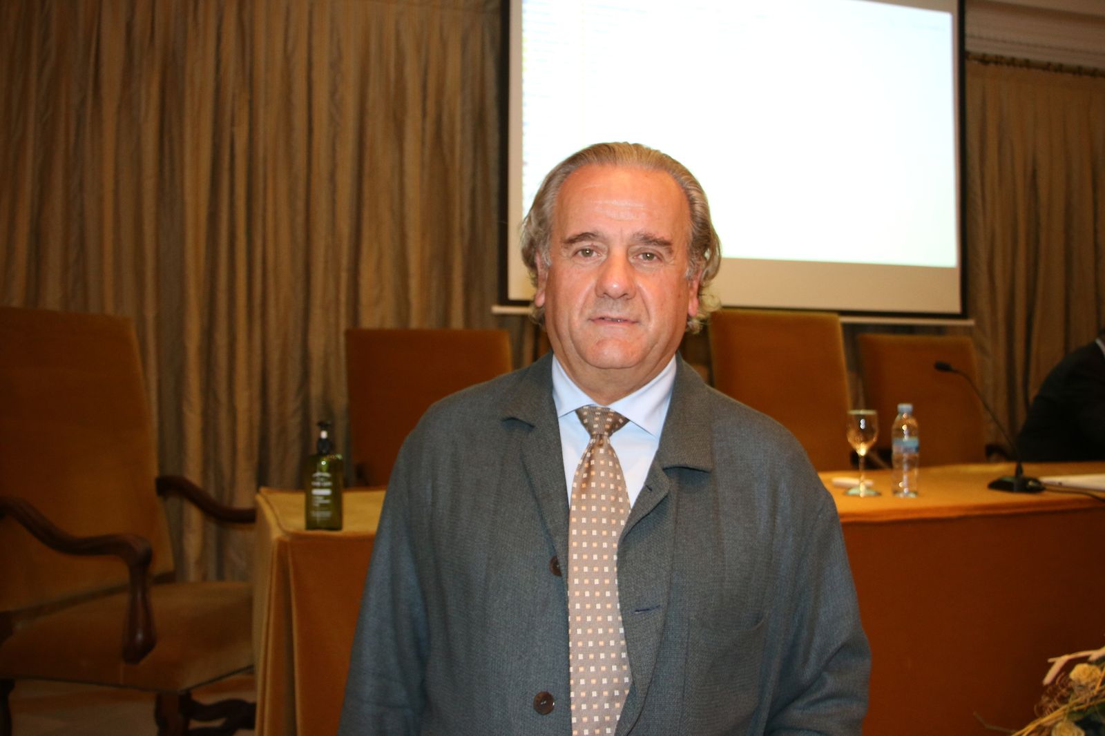 El notario MIguel Muñoz Cervera