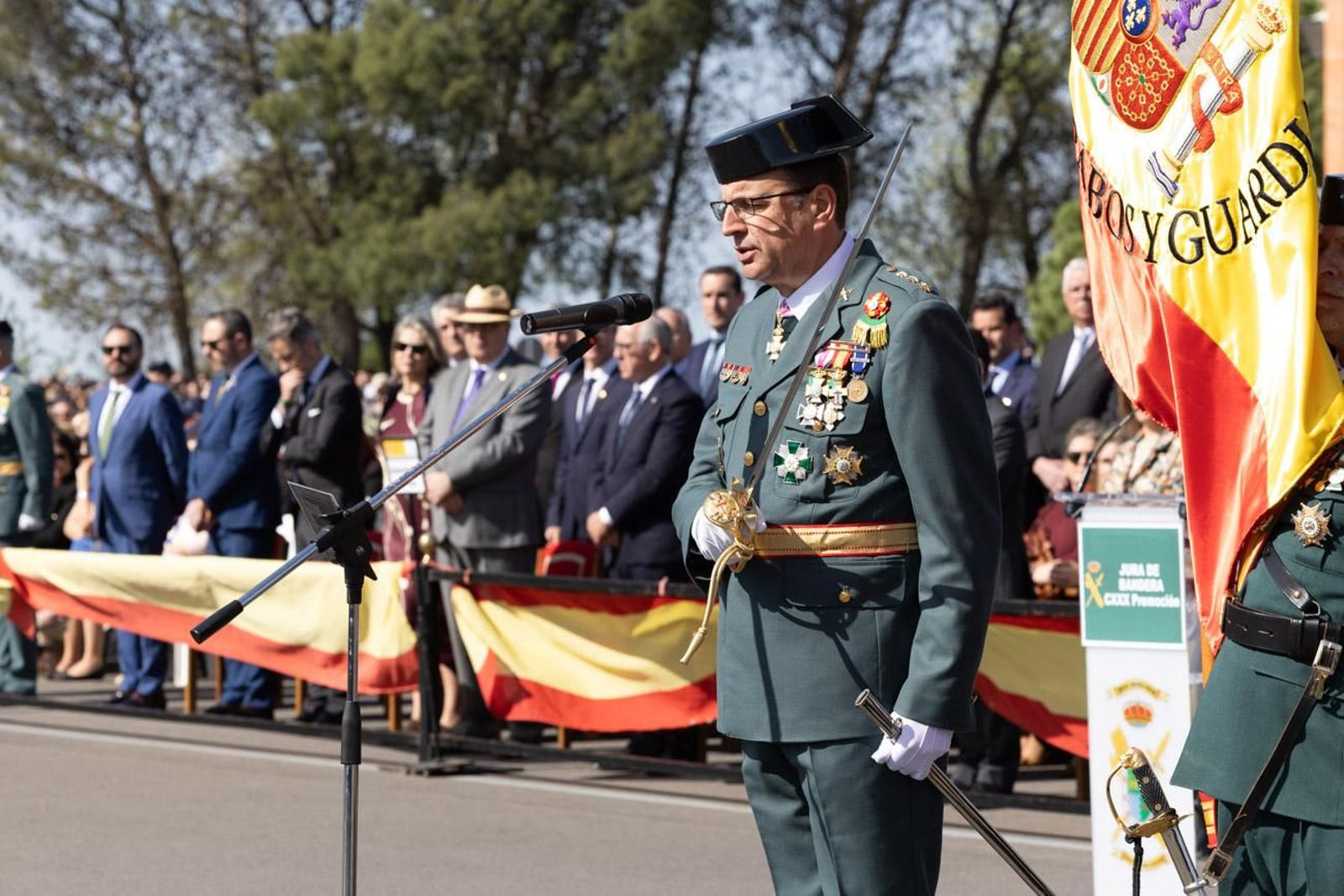 Acto de jura de bandera de la 130ª promoción de guardias civiles de la Academia de Baeza