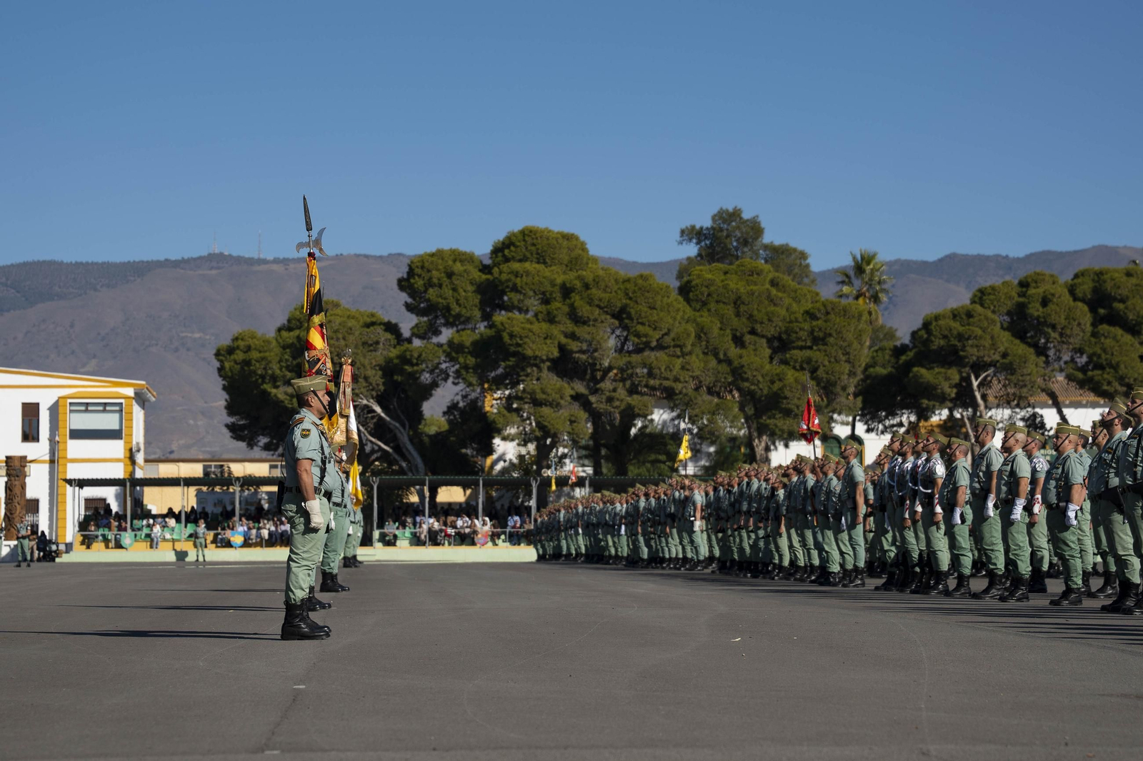 Así conmemora el día de la Inmaculada Concepción la Brigada de la Legión en Almería y despide al contingente que parte a Eslovaquia