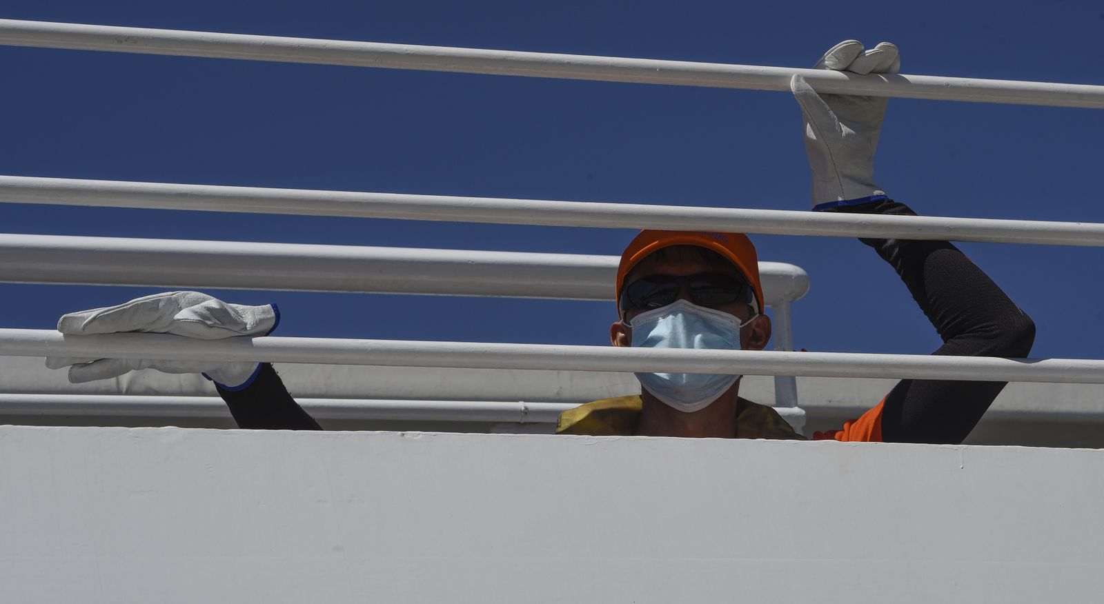 Más de 100 cruceristas, en una travesía por el Guadalquivir rumbo a Huelva y Cádiz