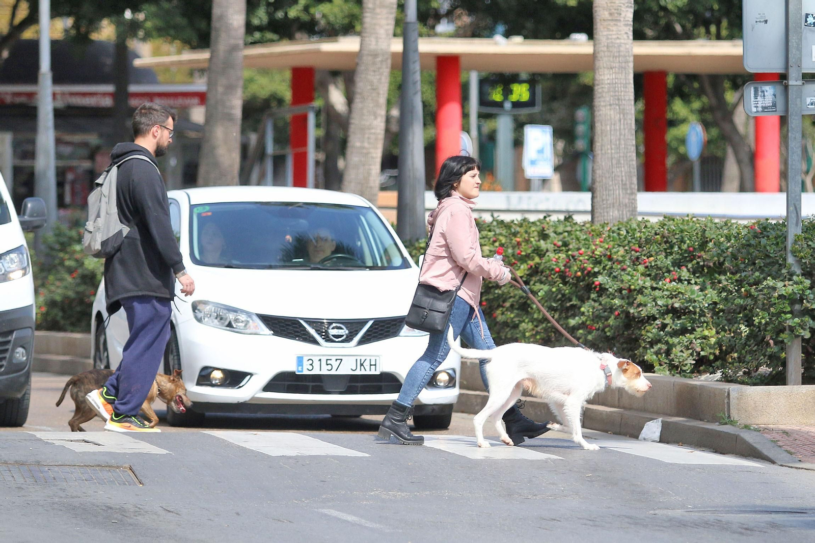 Las imágenes de la capital y los pueblos, paralizados para frenar el coronavirus