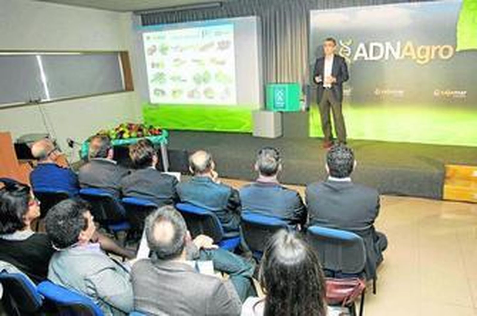Roberto García Torrente, durante su intervención en la I Semana de la Innovación, en Las Palmerillas.