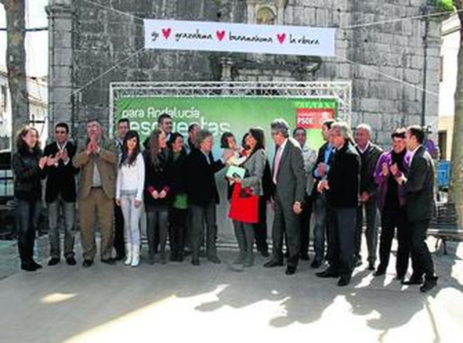Luis Pizarro y González Cabaña, junto a María José Lara.