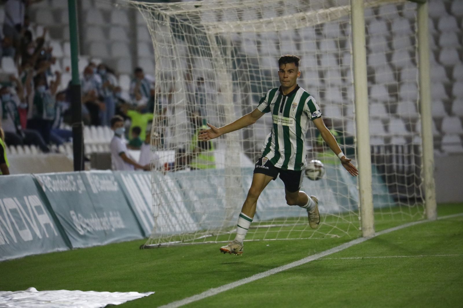Las imágenes del triunfo del Córdoba CF ante el Antequera