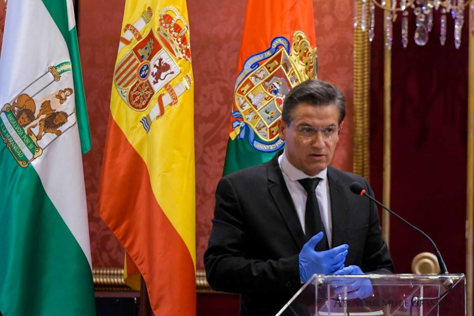 Las imágenes del primer Pleno del Ayuntamiento de Granada sobre el coronavirus