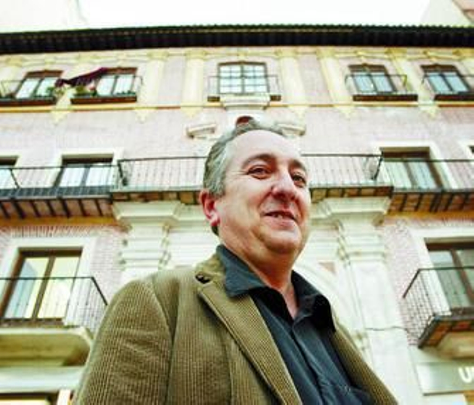 El escritor José Antonio Garriga Vela evoca a una familia muy peculiar.
