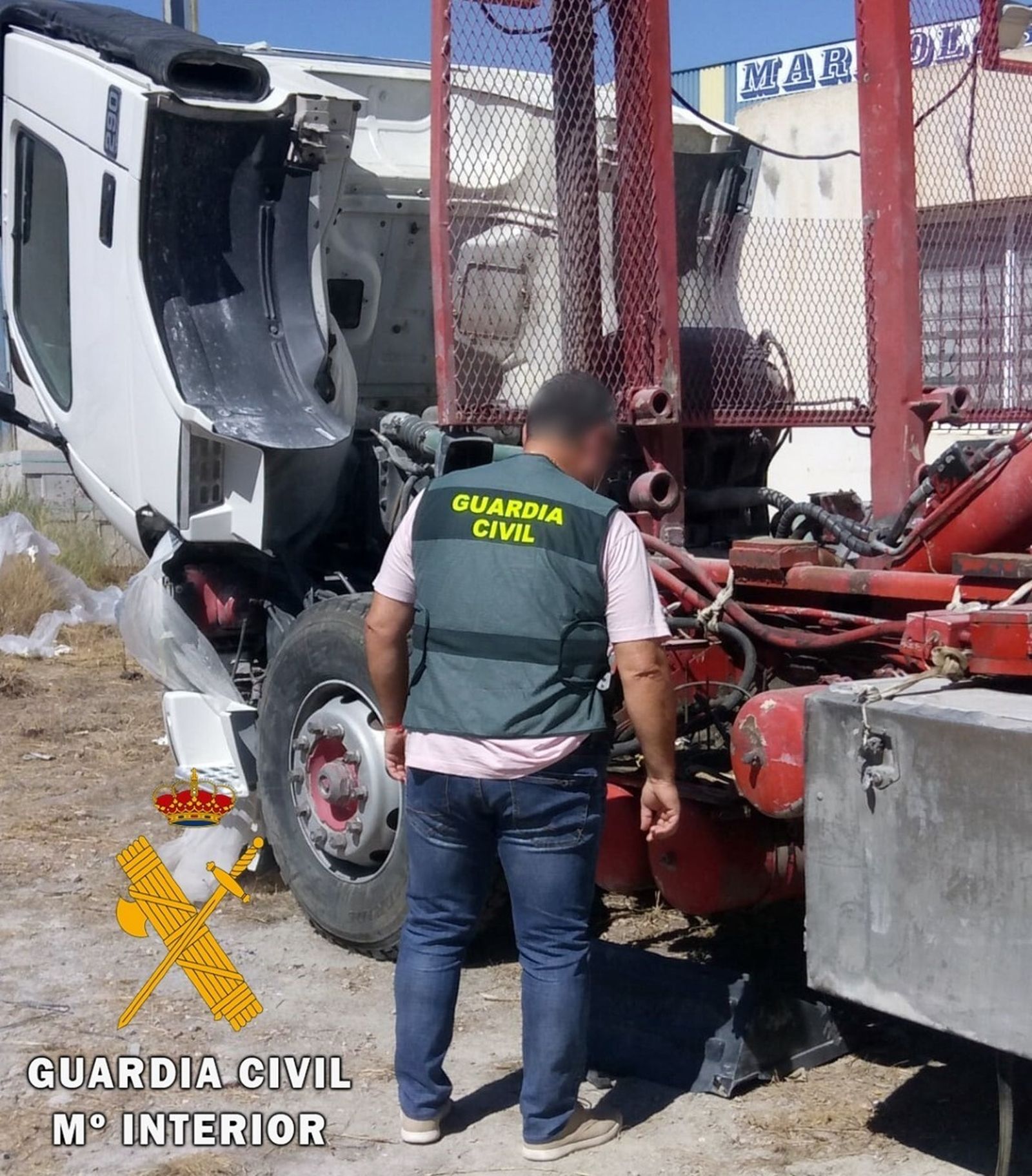La Guardia Civil investiga a dos personas por robo y hurto de maquinaria y gasoil en Fines y Olula del Río