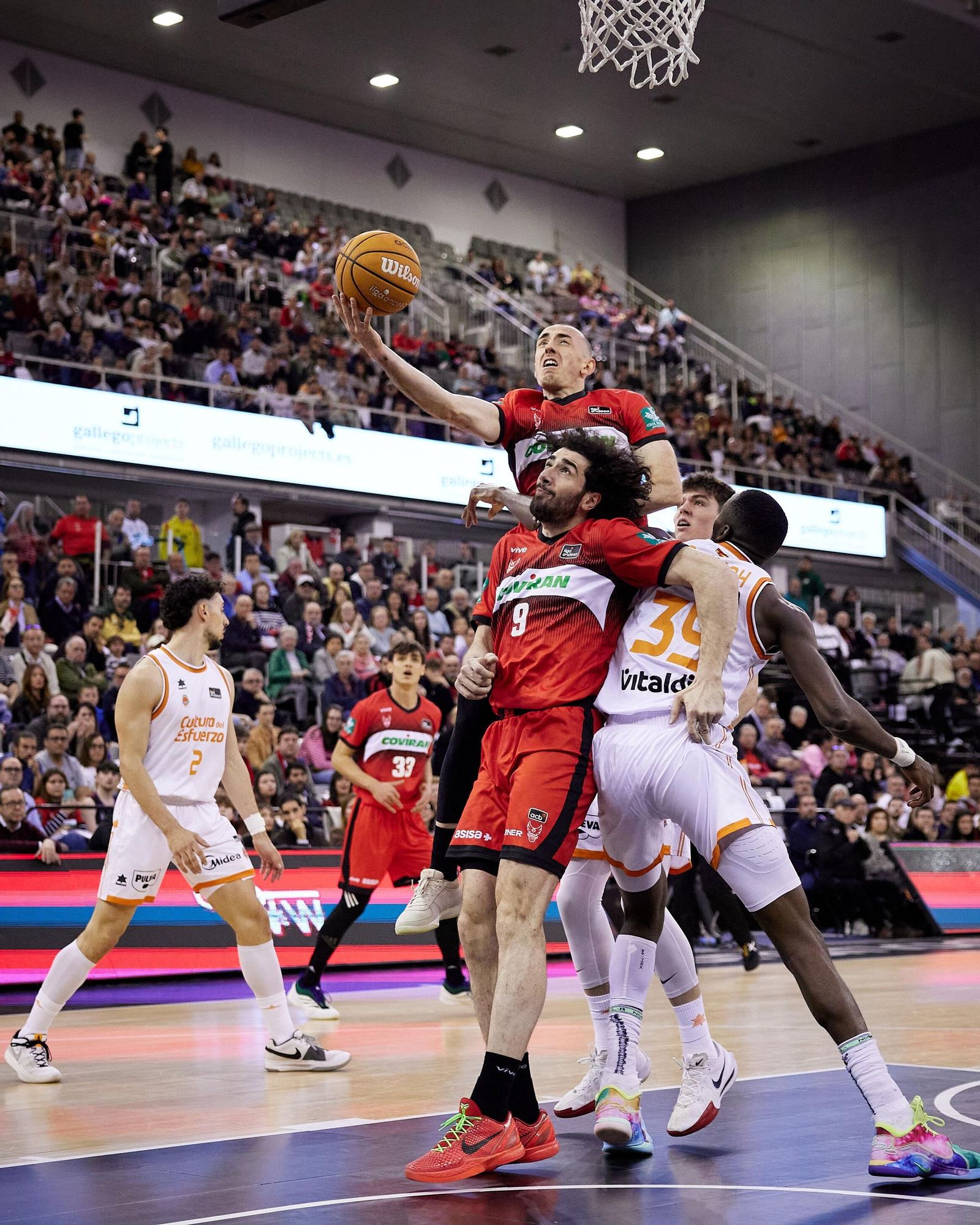 Las mejores imágenes del Covirán Granada-Valencia Basket