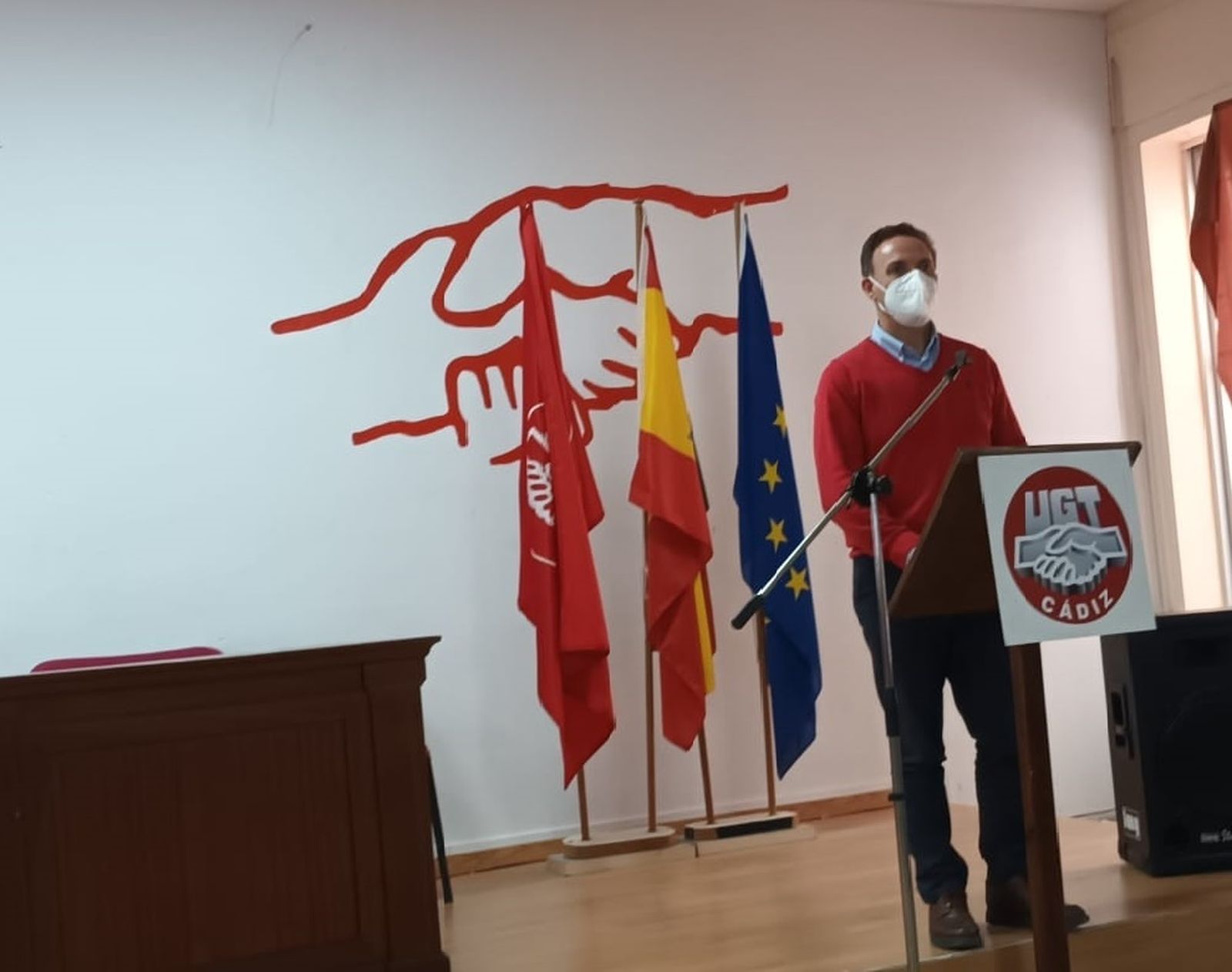 David de la Encina, durante su intervención como reelegido secretario local del PSOE.