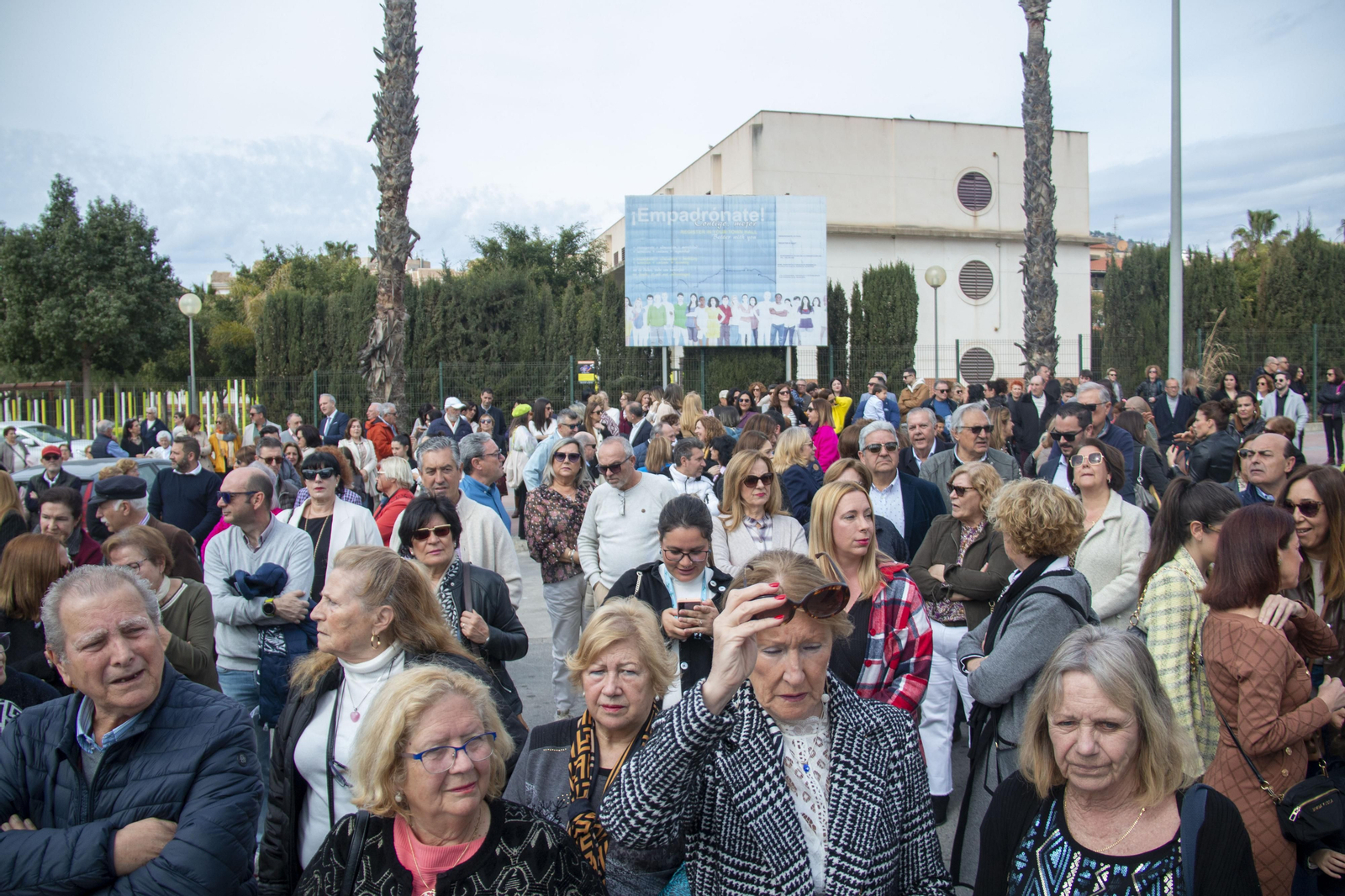 Así ha sido el homenaje de Almuñécar a los colectivos, profesionales y voluntarios en primera línea de la pandemia