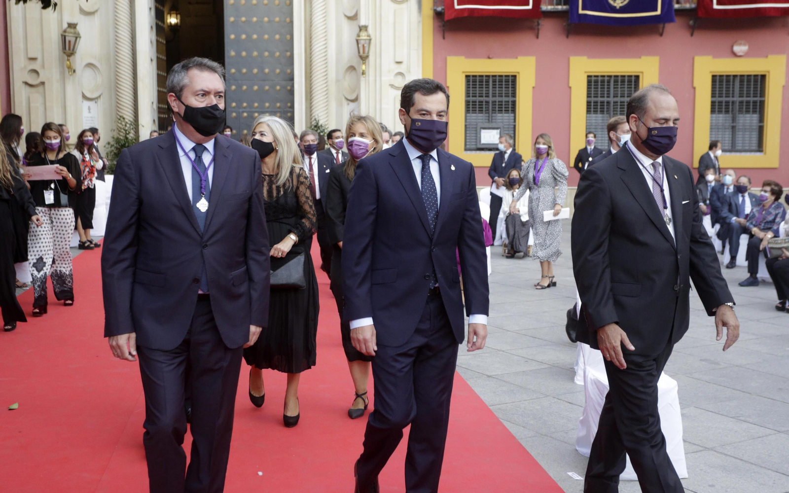 Las imágenes de la misa por el cuarto centenario del Gran Poder