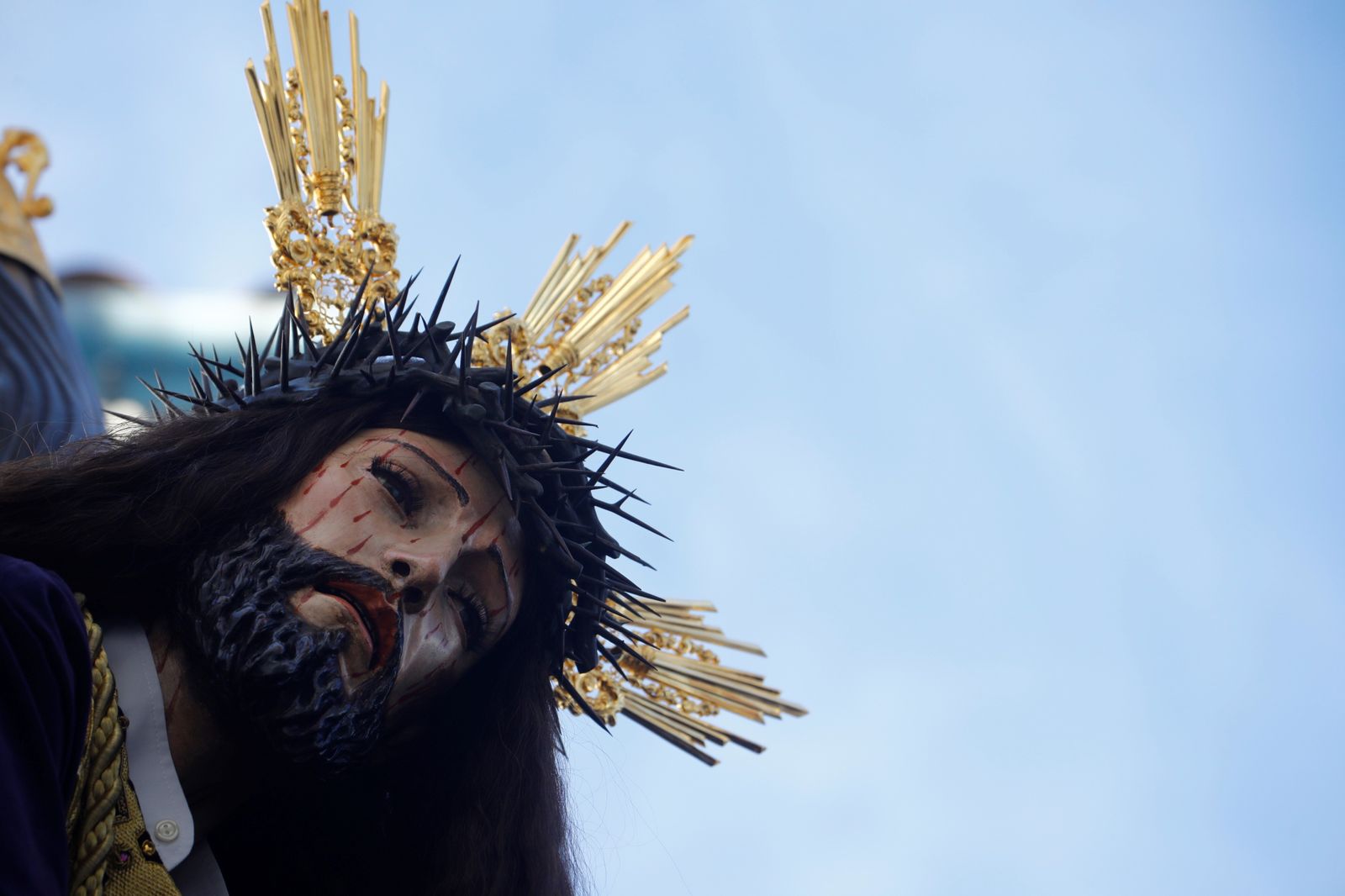 Jueves Santo en Córdoba: la procesión del Caído, en imágenes
