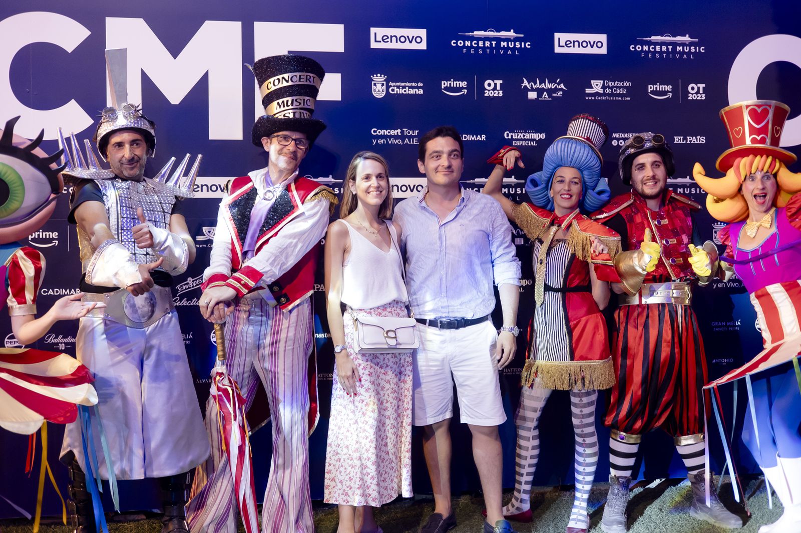 Búscate en las imágenes del concierto de Taburete en Concert Music Festival