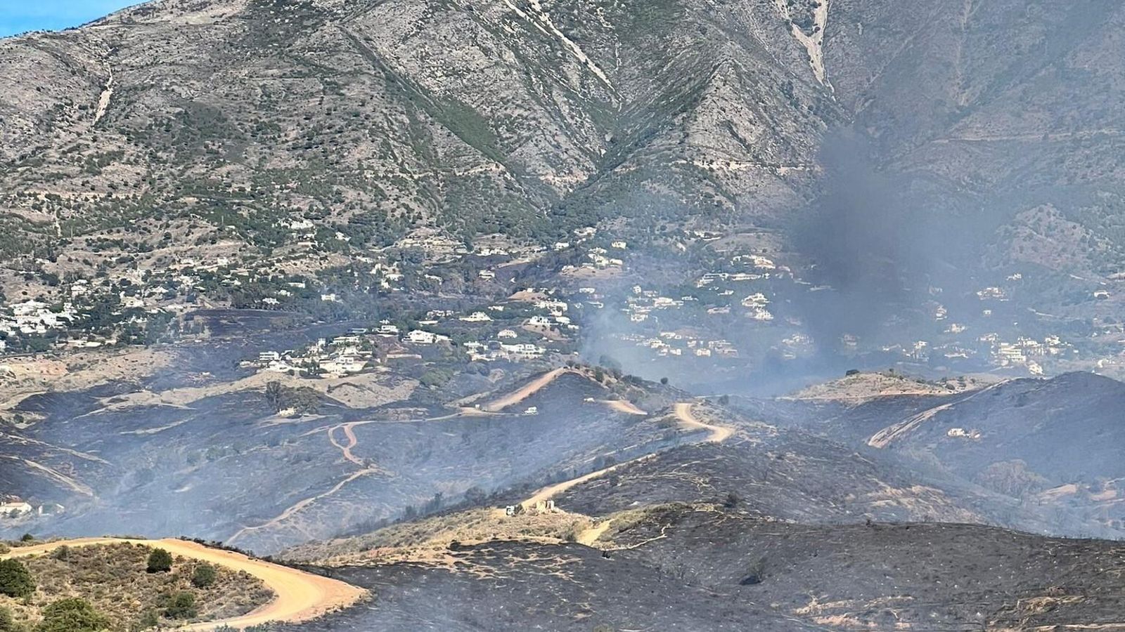 Estado en el que ha quedado el paraje tras el incendio. Estado en el que ha quedado el paraje tras el incendio.