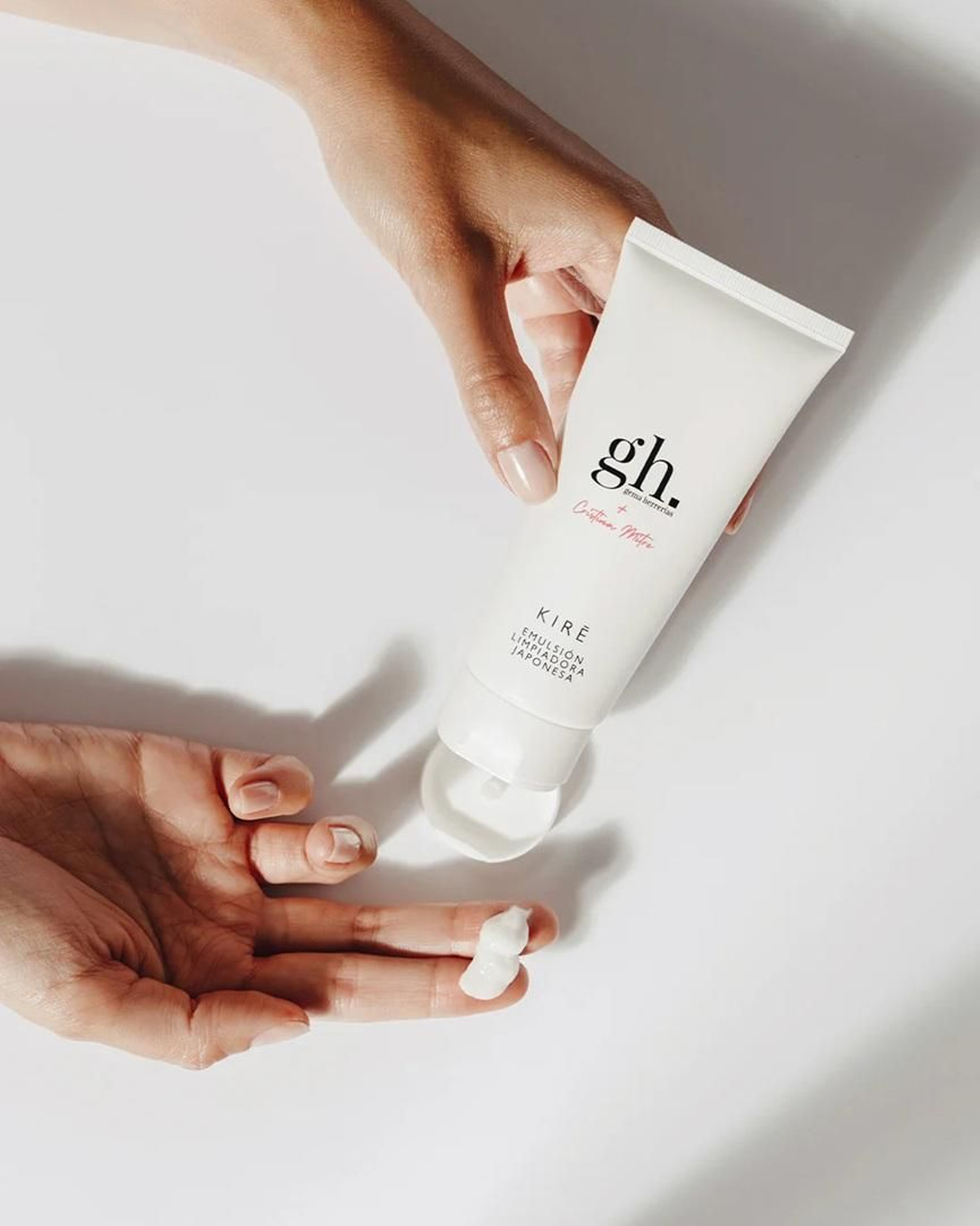 Emulsión limpiadora japonesa de Gema Herrerías y Cristina Mitre.