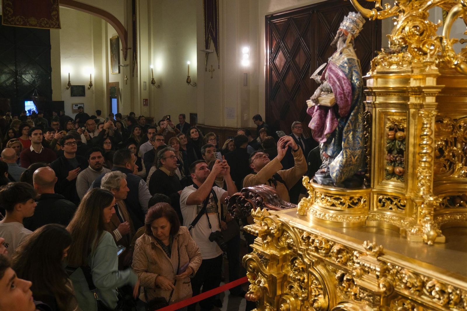 Visitas al Cachorro y Esperanza de Triana previo a sus traslados a la Catedral