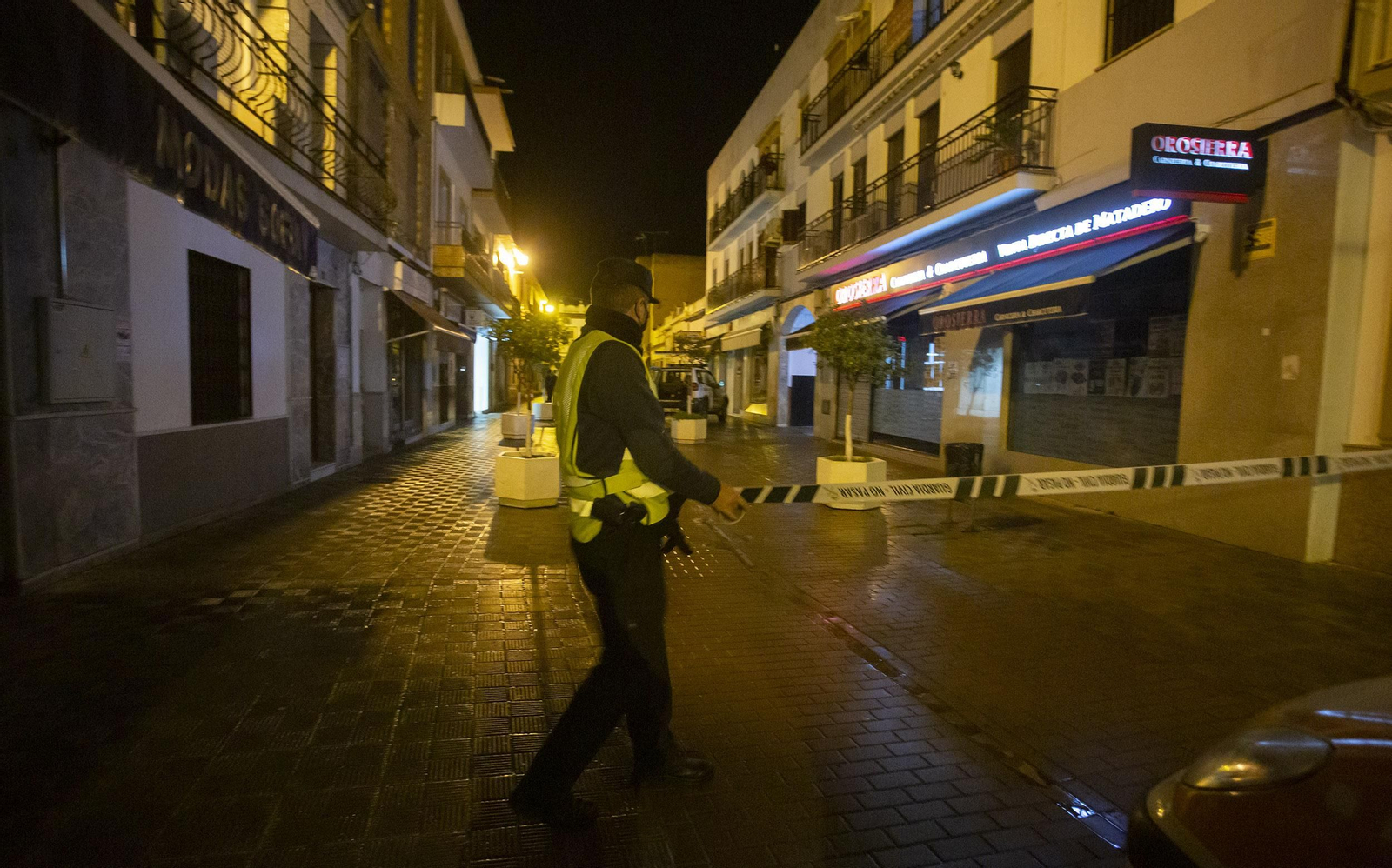 Las imágenes de la Guardia Civil investigando el asesinato de Brenes