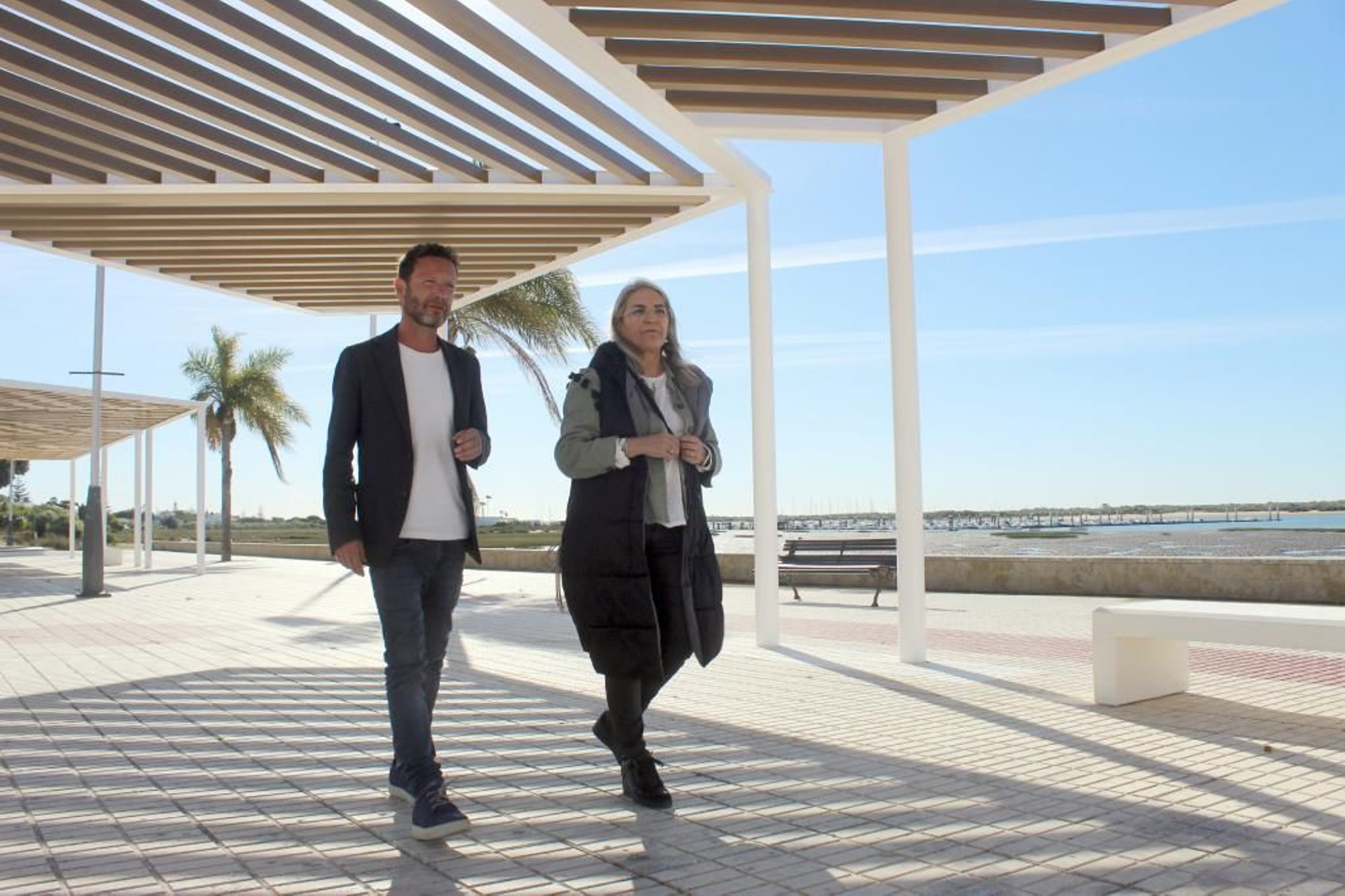 El Ayuntamiento de Cartaya culmina la mejora del Paseo Marítimo de El Rompido